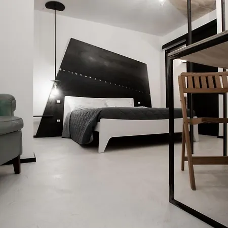 Ananke B&B-2